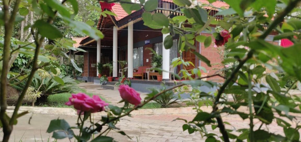 RAI COTTAGE @ Coorg ,Suntikoppa Luaran gambar